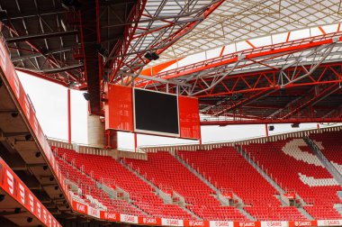 Lizbon, Portekiz - 17 Ekim 2016: Estadio da Luz Panoraması (Stadium of Light), S.L. Benfica stadyumu. Euro 2004 için inşa edilmiştir.