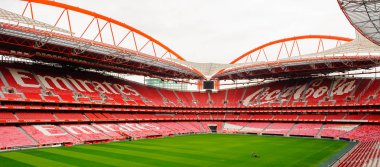 Lizbon, Portekiz - 17 Ekim 2016: Estadio da Luz Panoraması (Stadium of Light), S.L. Benfica stadyumu. Euro 2004 için inşa edilmiştir.