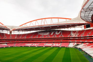 Lizbon, Portekiz - 17 Ekim 2016: Estadio da Luz Panoraması (Stadium of Light), S.L. Benfica stadyumu. Euro 2004 için inşa edilmiştir.