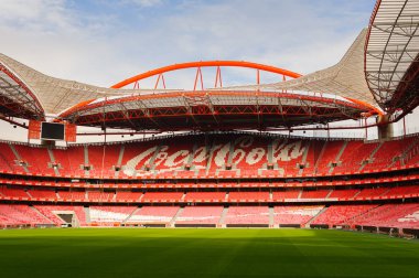 Lizbon, Portekiz - 17 Ekim 2016: Estadio da Luz (Stadium of Light), S.L. Benfica stadyumu. Euro 2004 için inşa edilmiştir.