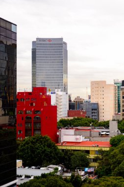Mexico City, Mex - Eki 27, 2016: Mexico City Bölgesi Rosa Mimarisi (Pembe Bölge), Df, Zona Rosa alışveriş, gece hayatı, gay topluluğu ile ünlü bir mahalle