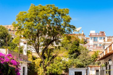 Taxco, Meksika - Eki 28, 2016: Taxco güzel görünümü, Meksika. Kasaba Gümüş ürünleri ile bilinir