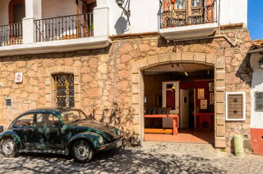 Taxco, Meksika - 28 Ekim 2016: Taxco, Meksika'daki ev. Kasaba Gümüş ürünleri ile bilinir