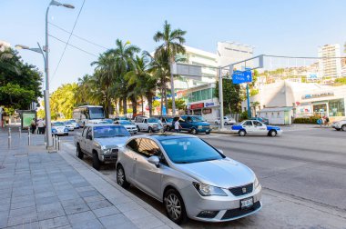 Acapulco, Meksika - 29 Ekim 2016: Meksika'nın Pasifik kıyısındaki Guerrero eyaletinde önemli bir liman olan Acapulco de Juarez'in mimarisi