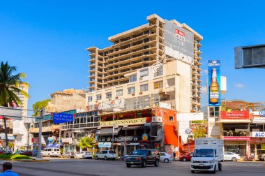 Acapulco, Meksika - 29 Ekim 2016: Meksika'nın Pasifik kıyısındaki Guerrero eyaletinde önemli bir liman olan Acapulco de Juarez'in mimarisi