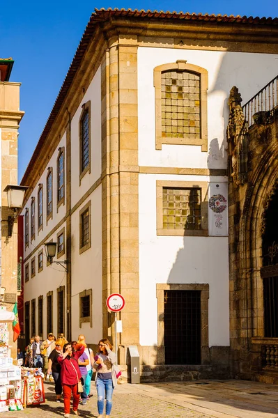 Braga, Portekiz - 14 Ekim 2016: Braga Mimarisi, Portekiz. Şehir 2012 yılında Avrupa Gençlik Başkenti oldu.