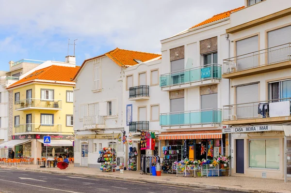 Nazare, Portekiz - 15 Ekim 2016: Nasıra, Portekiz. Bu Silver Coast (Costa de Prata en popüler sahil beldelerinden biridir)