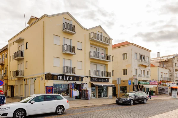 Nazare, Portekiz - 15 Ekim 2016: Nasıra Lı'nın Mimarisi, Portekiz. Bu Silver Coast (Costa de Prata en popüler sahil beldelerinden biridir)