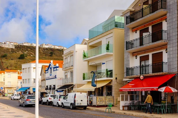 Nazare, Portekiz - 15 Ekim 2016: Nasıra Lı'nın Mimarisi, Portekiz. Bu Silver Coast (Costa de Prata en popüler sahil beldelerinden biridir)