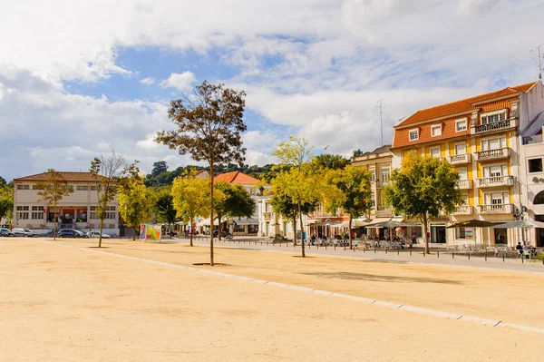 Alcobaca Portogallo Ottobre 2016 Architettura Della Piazza Principale Alcobaca Sottoregione — Foto Stock