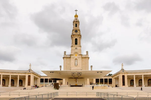 ファティマ ポルトガル 10月 2016 ロザリオの聖母の聖堂 ファティマの聖域 ポルトガル カトリックの巡礼者や観光客のための重要な目的地 — ストック写真