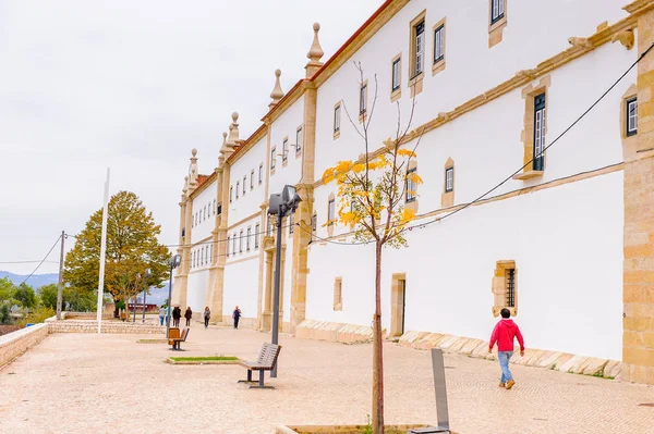 Tomar, Portekiz - 16 Ekim 2016: Tomar,Portekiz'deki Mesih Manastırı. Unesco Dünya Mirası
