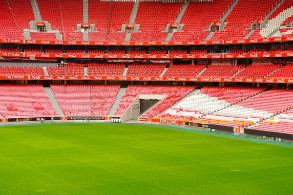 Lizbon, Portekiz - 17 Ekim 2016: Estadio da Luz Panoraması (Stadium of Light), S.L. Benfica stadyumu. Euro 2004 için inşa edilmiştir.