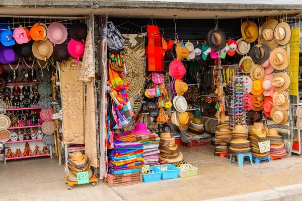 Teotihuacan México Octubre 2016 Lugar Mercado Con Recuerdos Ropa Mexicana — Foto de Stock