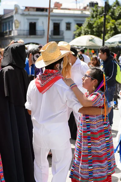 Oaxaca Meksika Eki 2016 Kimliği Belirsiz Insanlar Dans Ölüler Günü — Stok fotoğraf