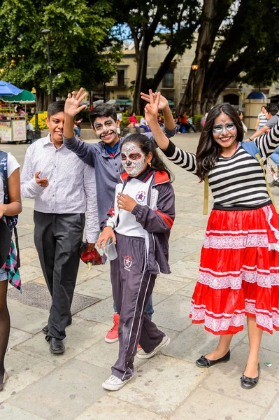 Oaxaca México Octubre 2016 Niña Identificada Vestida Pintada Para Día — Foto de Stock