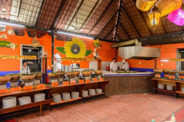 Oaxaca, Meksika - Kas 1, 2016: Restoran La Choza del Chef Oaxaca, ulusal Meksika yemekleri ile yer yerel çorbalar