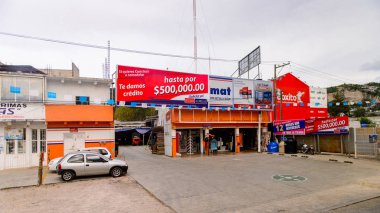 San Cristobal De Las Casas, Meksika - 1 Kasım 2016: San Cristobal de las Casas'ta Boxito mağazası, Chiapas eyaletinin Orta Dağlık bölgesinde yer alan kasaba, Meksika