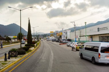 San Cristobal De Las Casas, Meksika - 1 Kasım 2016: San Cristobal de las Casas'ın mimarisi, Chiapas eyaletinin Orta Dağlık bölgesinde yer alan şehir, Meksika