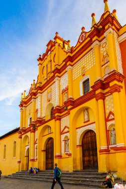 San Cristobal De Las Casas, Meksika - 1 Kasım 2016: San Cristobal de las Casas'taki Katolik kilisesi, Chiapas eyaletinin Orta Dağlık bölgesinde bulunan kasaba, Meksika