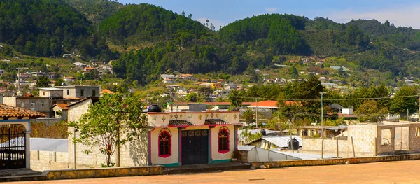 Zinacantan Meksyk Listopada 2016 Architektura Głównej Ulicy Zinacantan Stan Chiapas — Zdjęcie stockowe