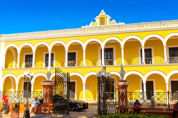 Palenque Mexico Nov 2016 Yellow Building Main Square Zocalo Palenque — Stock Photo, Image