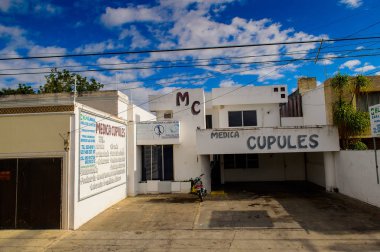 Yucatan, Meksika - 4 Kasım 2016: Meksika'nın Yucatan eyaletinin başkenti ve en büyük şehri Merida'nın mimarisi