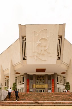 Hanoi, Vietnam - 19 Eylül. 2014: Hanoi şehrinde Ho Chi Minh mozole kompleksi. Ho Chi Minh 1945 yılında Vietnam Demokratik Cumhuriyeti'nin kuruluşunda önemli bir figür oldu