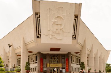 Hanoi, Vietnam - 19 Eylül. 2014: Hanoi şehrinde Ho Chi Minh mozole kompleksi. Ho Chi Minh 1945 yılında Vietnam Demokratik Cumhuriyeti'nin kuruluşunda önemli bir figür oldu