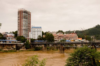 Lao Cai, Vietnam - 21 Eylül 2014: Uluslararası yönetim kurulu noktası Lao Cai Çin tarafı (Vietnam) - Ha Khau (Çin), Çin biri - Vietnam Uluslararası yatılı