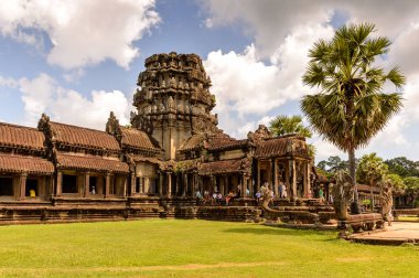 Angkor, Siem Reap Province, Kamboçya - 27 Eylül 2014: Angkor Wat, dünyanın en büyük dini anıtı, Unesco Dünya Mirası