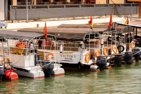 Long City Vietnam Sep 2014 Boat Port Halong City Many — Stock Photo, Image