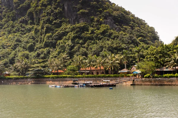 Long Bay Vietnam Sep 2014 Halong Bay Vietnam Unesco Werelderfgoed — Stockfoto