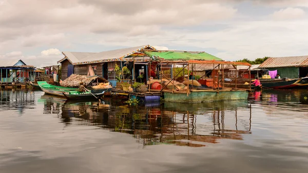 Lake Tonle Saft Combodia September 2014 Häuser Eines Schwimmenden Dorfes — Stockfoto