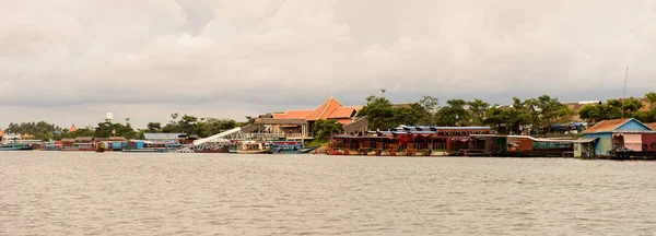 Tonle Sap Combodia Září 2014 Pobřeží Jezera Tonle Sap Největší — Stock fotografie