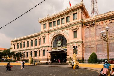 Ho Chi Minh, Vietnam - 5 Ekim 2014: Hochiminh postane (Saygon). Saygon Vietnam'ın en büyük şehridir.