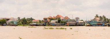 Tien Giang, Vietnam - 5 Ekim 2014: Güney Vietnam'da Mekong nehri. Mekong 12 en uzun nehir ve akar yalak Çin, Burma, Laos, Tayland, Kamboçya, Vietnam