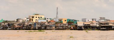 Tien Giang, Vietnam - 5 Ekim 2014: Güney Vietnam'da Mekong nehri. Mekong 12 en uzun nehir ve akar yalak Çin, Burma, Laos, Tayland, Kamboçya, Vietnam