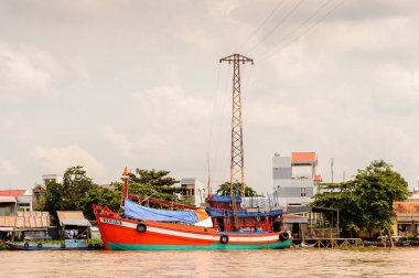 Tien Giang, Vietnam - 5 Ekim 2014: Güney Vietnam'da Mekong nehri. Mekong 12 en uzun nehir ve akar yalak Çin, Burma, Laos, Tayland, Kamboçya, Vietnam