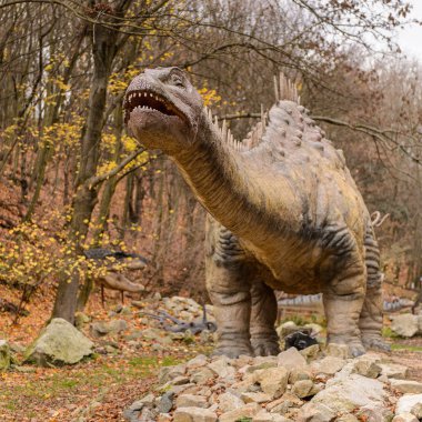 Bratislava, Slovakya - 18 Ekim 2015: Bratislava Dinopark, Slovakya. Bir f Bratislava, Slovakya popüler attections.