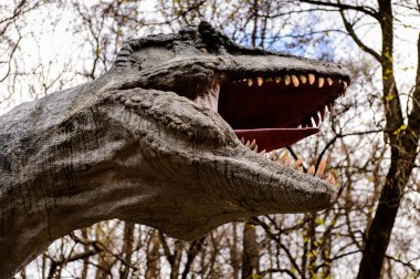 Bratislava, Slovakya - 18 Ekim 2015: Bratislava Dinopark Gigantosaurus, Slovakya. Bir f Bratislava, Slovakya popüler attections.