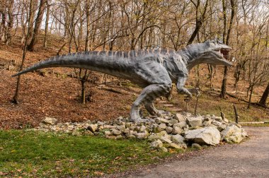 Bratislava, Slovakya - 18 Ekim 2015: Bratislava Dinopark Gigantosaurus, Slovakya. Bir f Bratislava, Slovakya popüler attections.