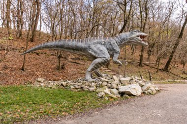 Bratislava, Slovakya - 18 Ekim 2015: Bratislava Dinopark Gigantosaurus, Slovakya. Bir f Bratislava, Slovakya popüler attections.