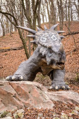 Bratislava, Slovakya - 18 Ekim 2015: Bratislava Dinopark'ta Styrakosaurus, Slovakya. Bir f Bratislava, Slovakya popüler attections.