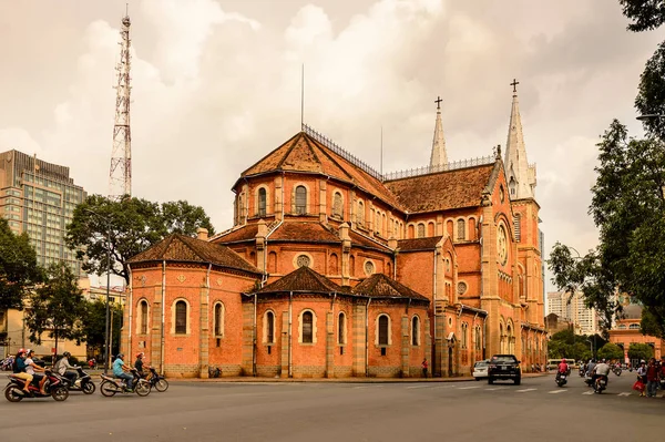 Chi Minh Vietnam Octubre 2014 Basílica Nuestra Señora Inmaculada Concepción — Foto de Stock