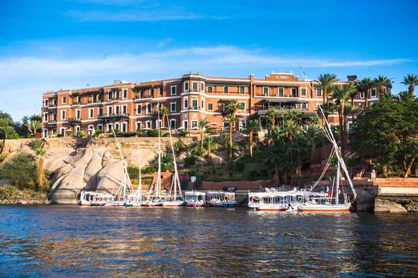 Aswan, Mısır - 2 Aralık 2014: Otel eski katarakt nerede Agatha Christie romanı 
