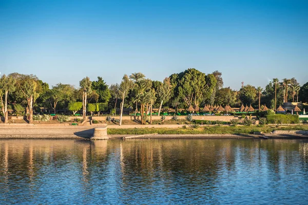 Luxor Egypten Nov 2014 Kusten Floden Nilen Nära Luxor Nilen — Stockfoto