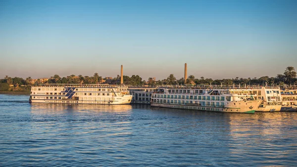 Luxor Egipto Nov 2014 Crucero Turístico Por Río Nile Nilo — Foto de Stock