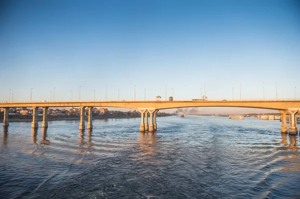 Luxor Egipto Nov 2014 Puente Sobre Río Nile Cerca Luxor —  Fotos de Stock