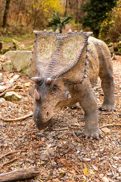 Bratysława Słowacja Paź 2015 Chasmosaurus Dinopark Bratysławie Słowacja Jeden Popularne — Zdjęcie stockowe